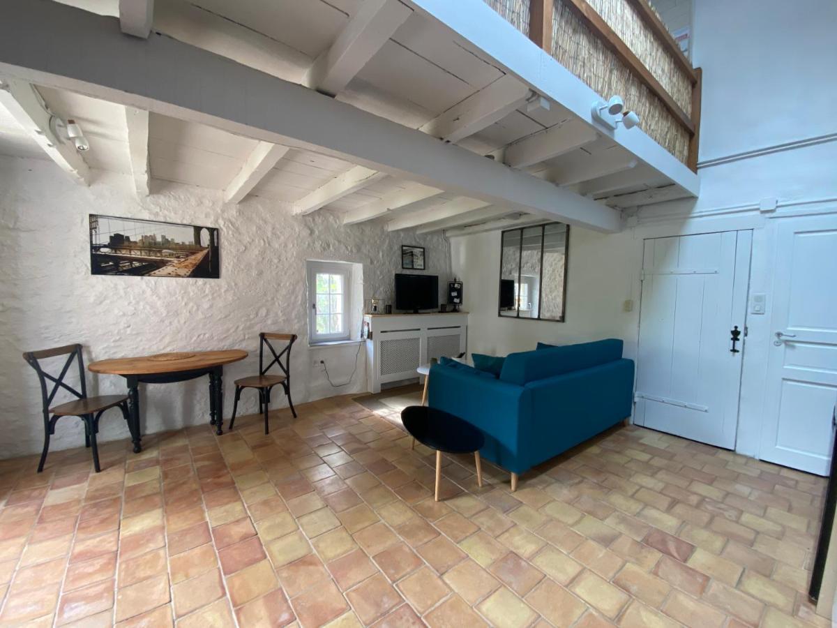 Gîte la canopée à Duras - Piscine Exterior foto