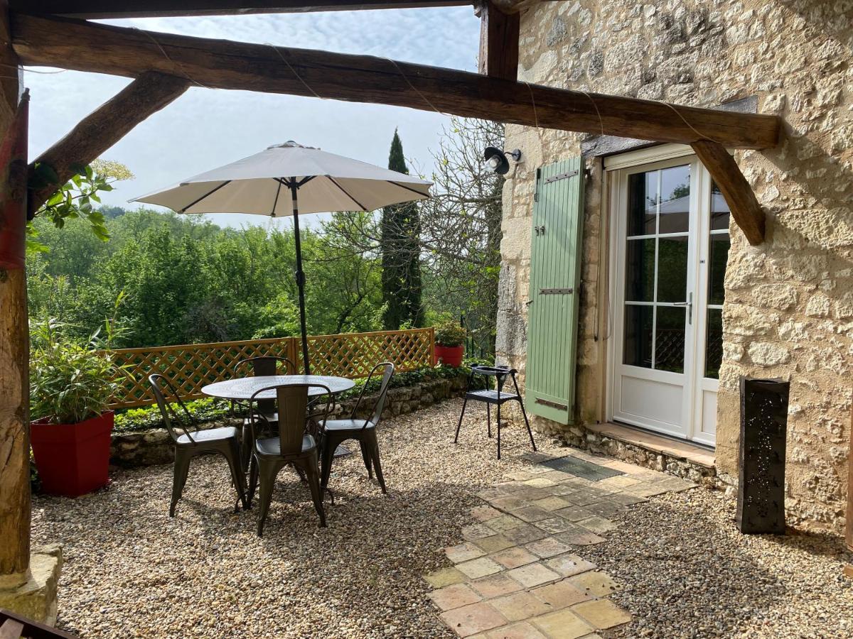 Gîte la canopée à Duras - Piscine Exterior foto