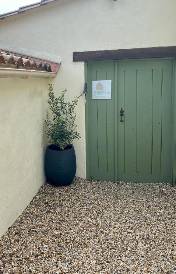 Gîte la canopée à Duras - Piscine Exterior foto
